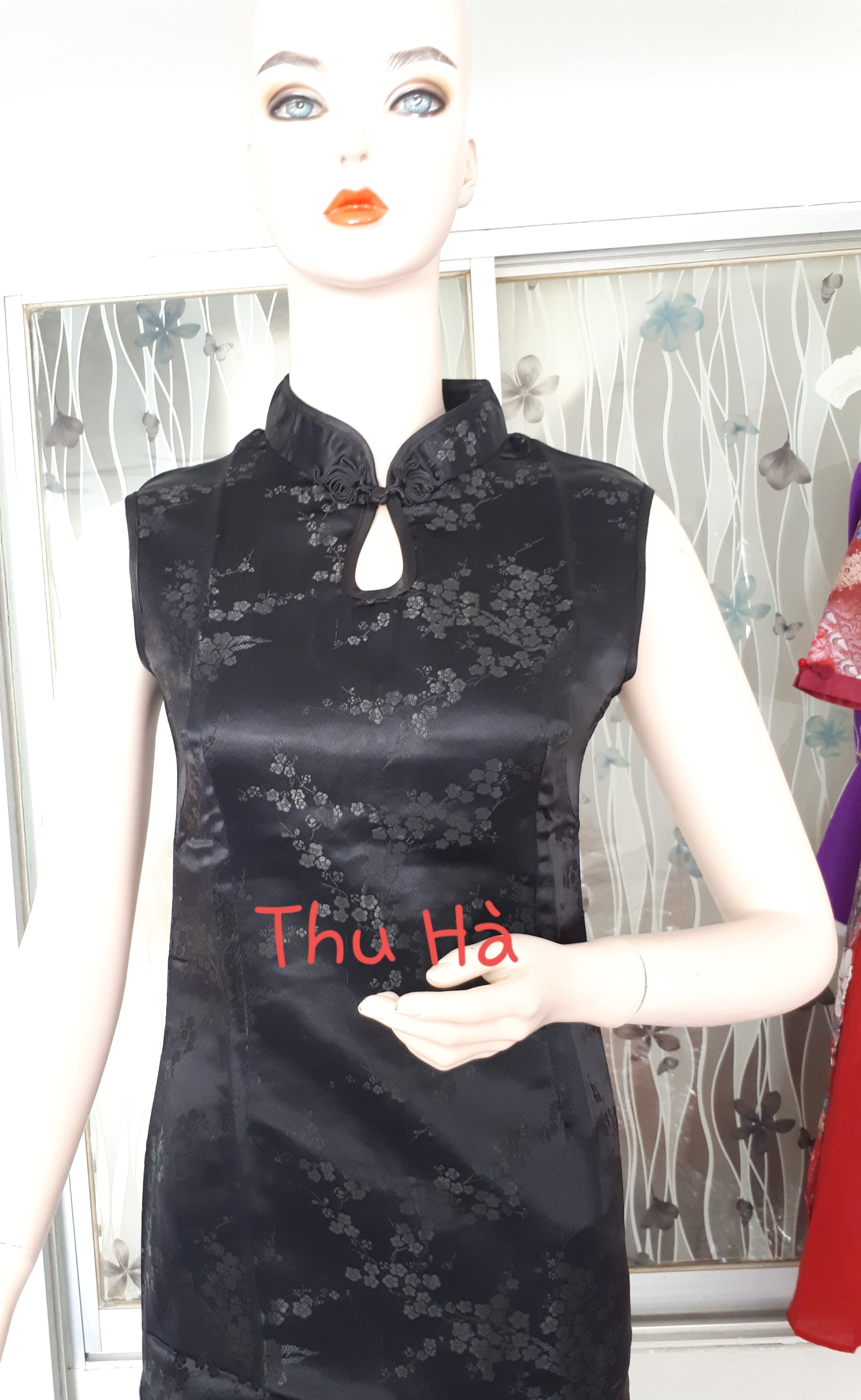 sườn xám cổ giọt nước kg tay