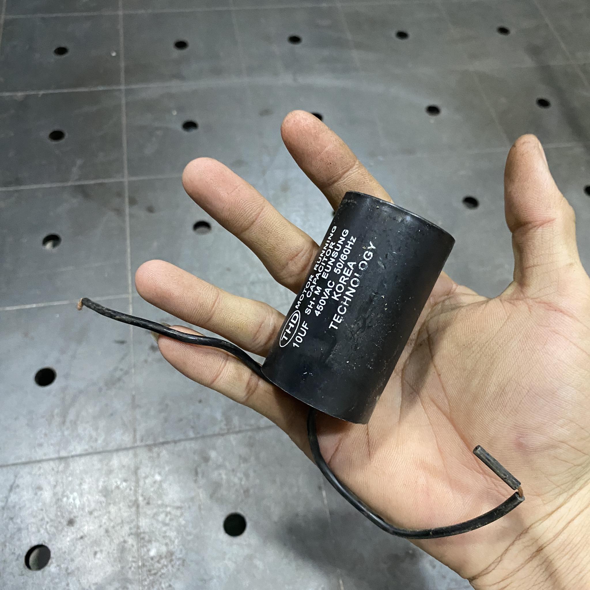 Tụ Máy Bơm Giá Thợ