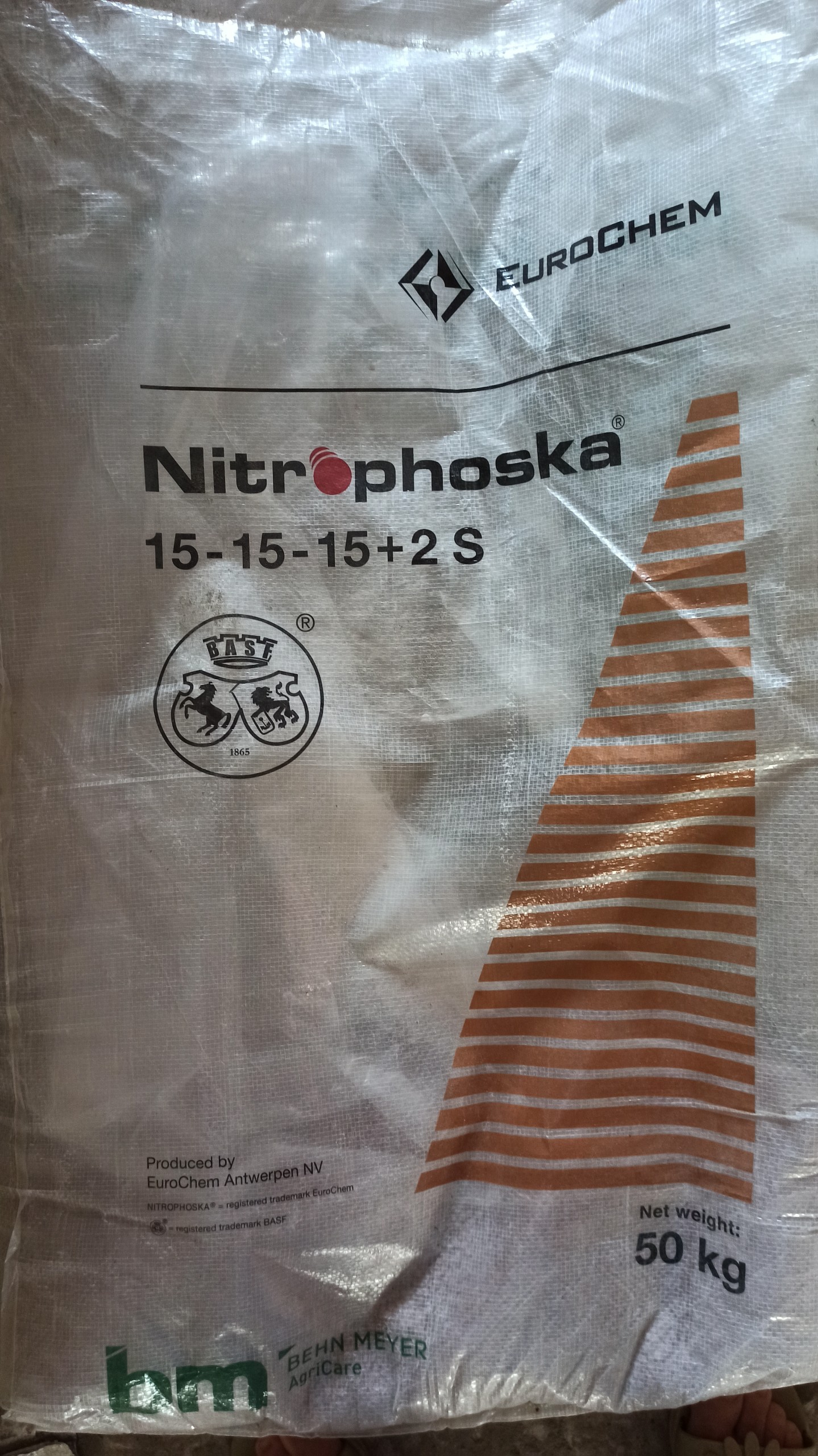 Phân bón NPK 15.15.15 + 2S BM Đức - 1kg - Túi zip