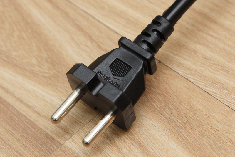 Ổ cắm điện 5 lỗ 2m EDFTNC1