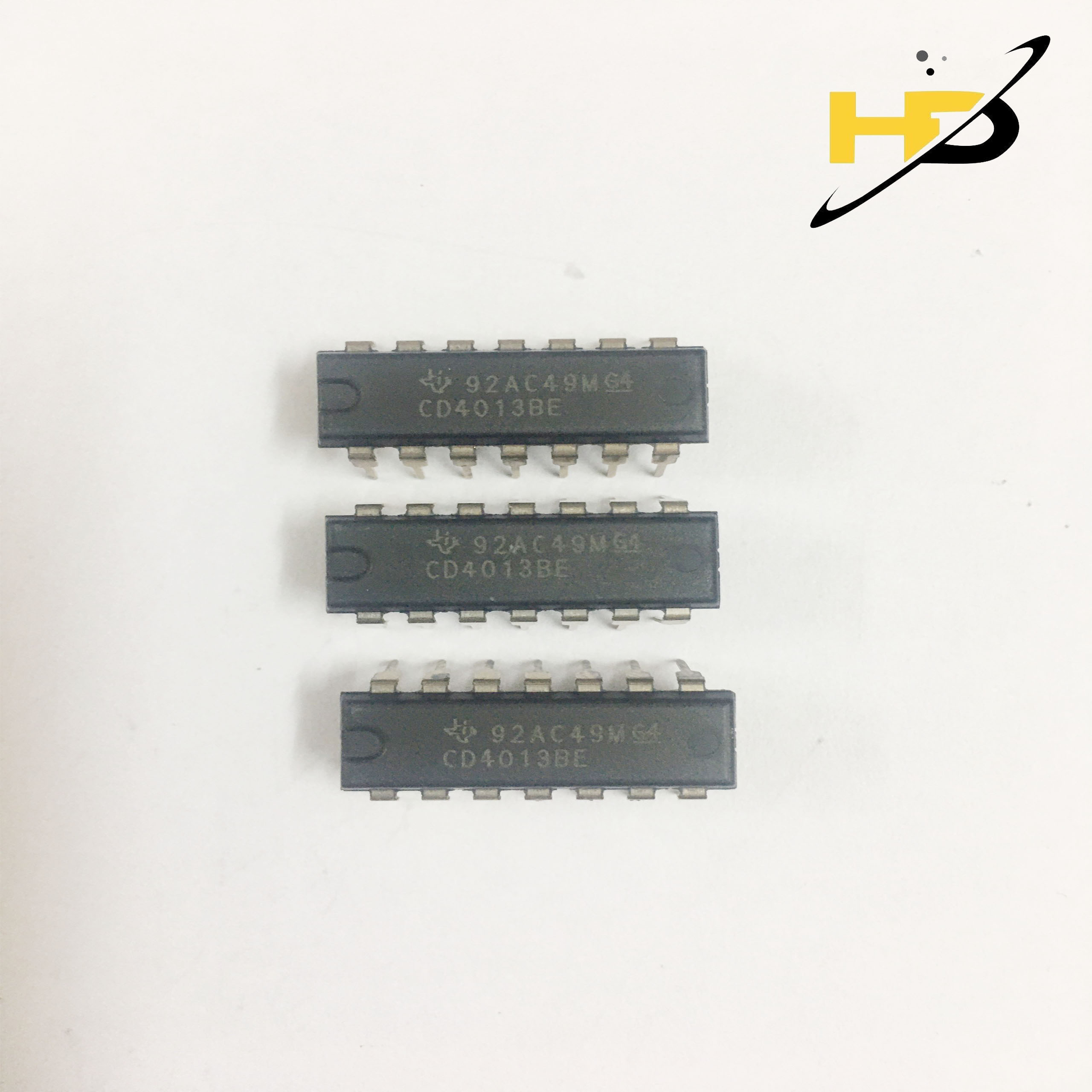 Bộ 3 Con IC Logic CD4013BE, 4013-DIP14