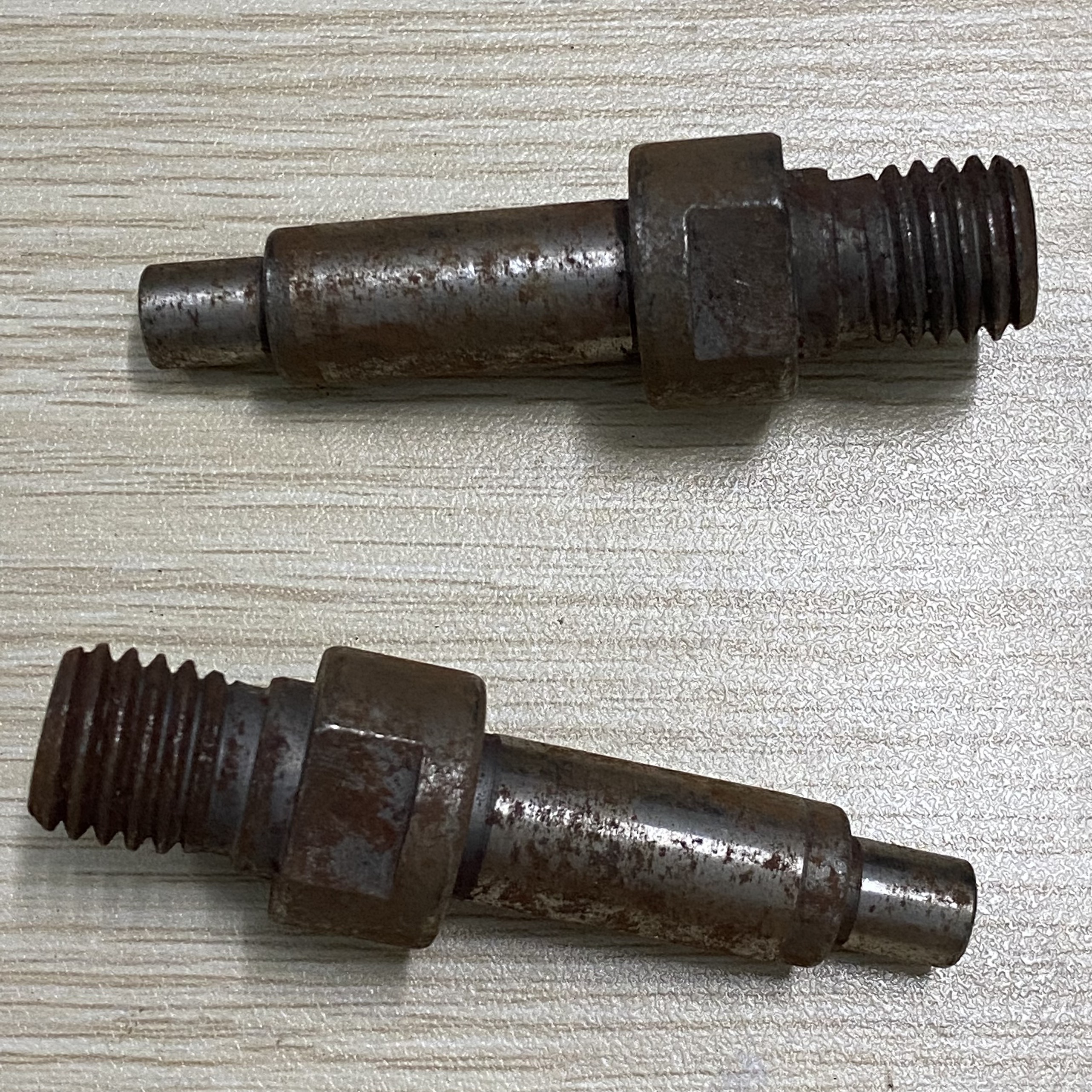 Trục - cốt gắn đá mài Maktec MT953, MT961 (324372-2)
