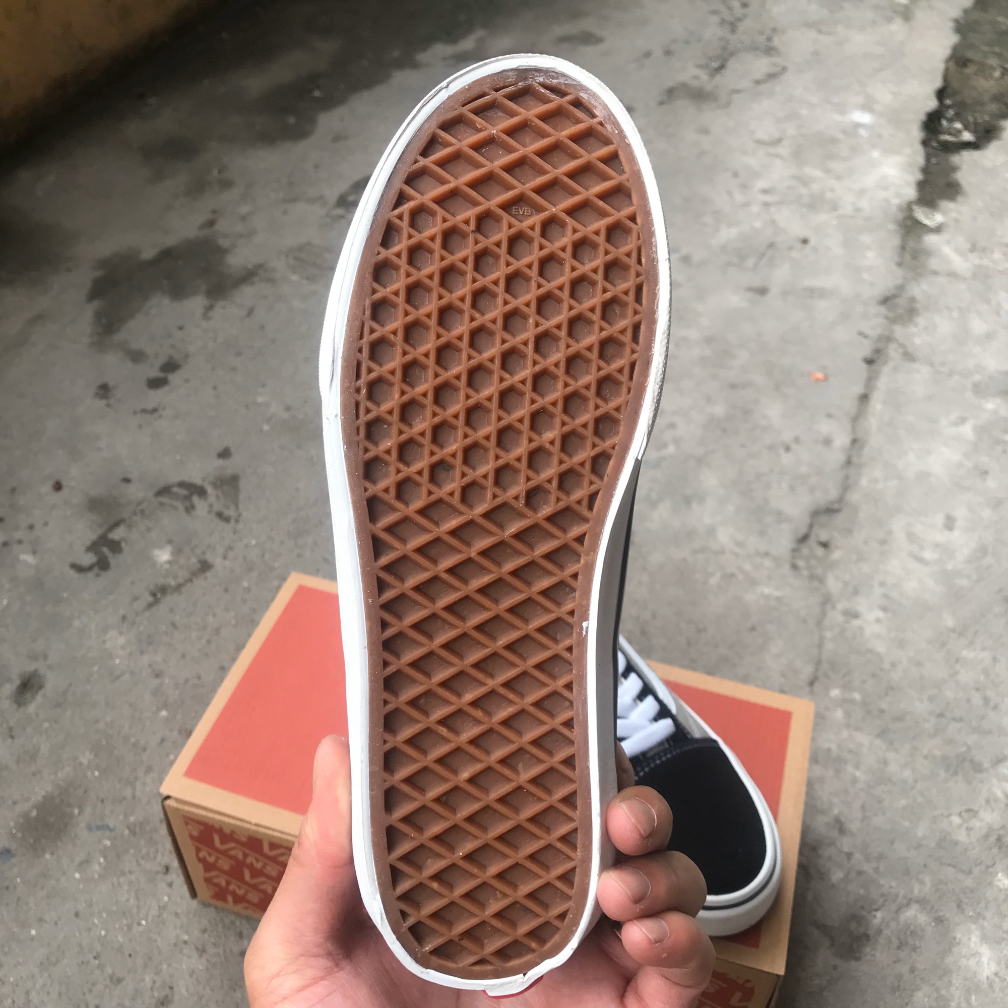 GIÀY VANS OLD SKOOL XÁM/ĐEN (Full box, tag)