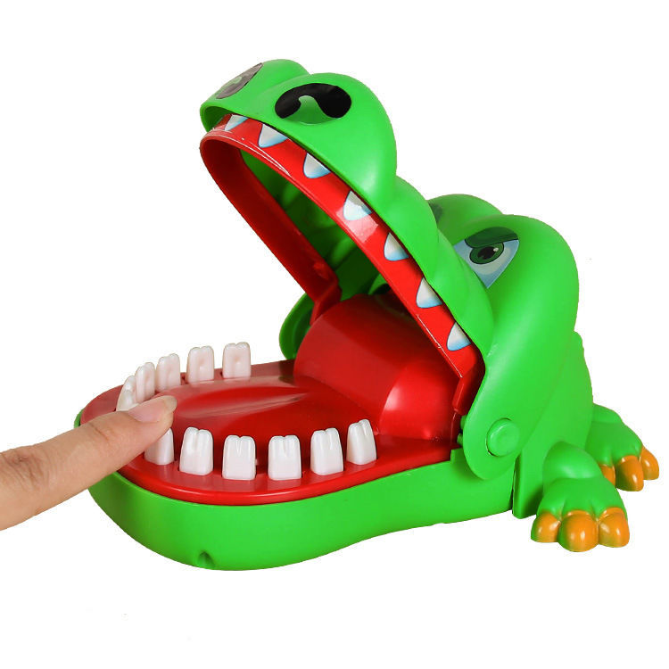 Đồ chơi khám răng cá sấu size lớn
