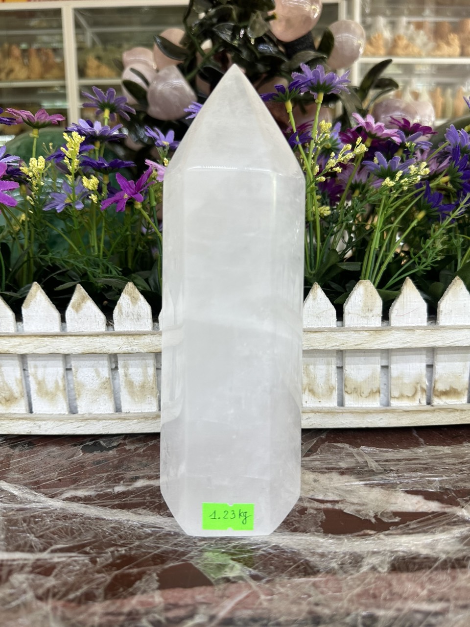 Trụ đá phong thủy trấn trạch đá thạch anh trắng