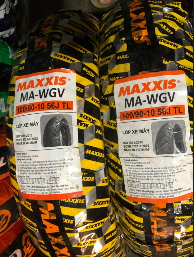 Vỏ maxxis 100/90-10 , vỏ bánh sau xe lead, scr, elizabeth, space, acruzo..
