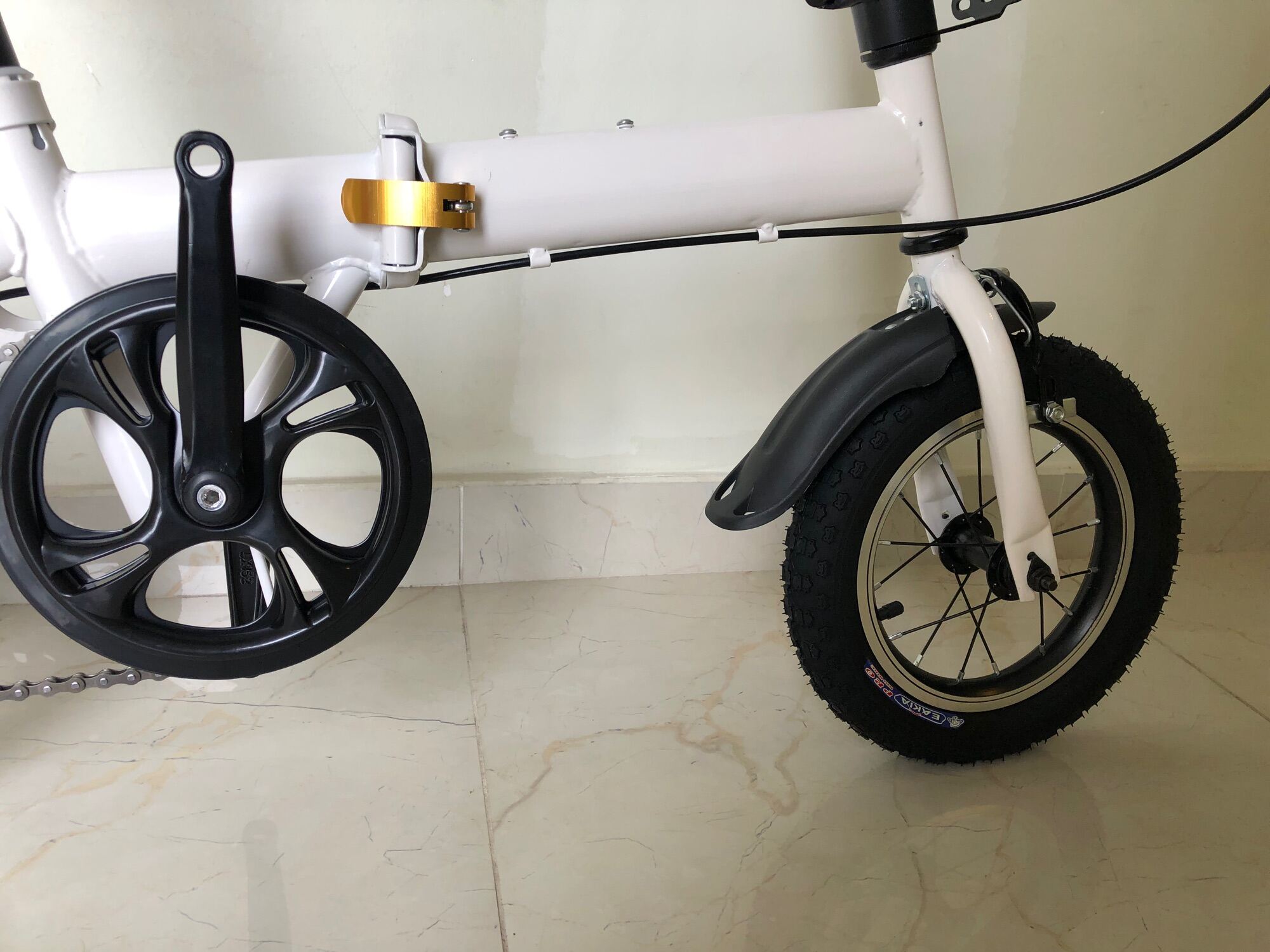 Xe đạp gấp bánh 12inch nặng 8kg