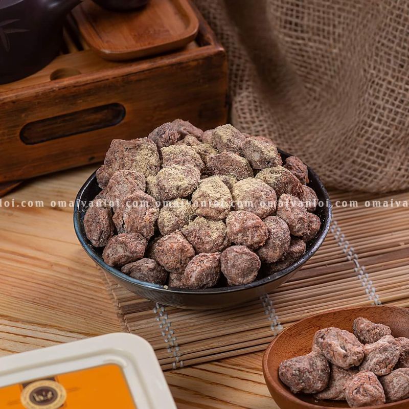 Mơ chua cay mặn ngọt ô mai vạn lợi