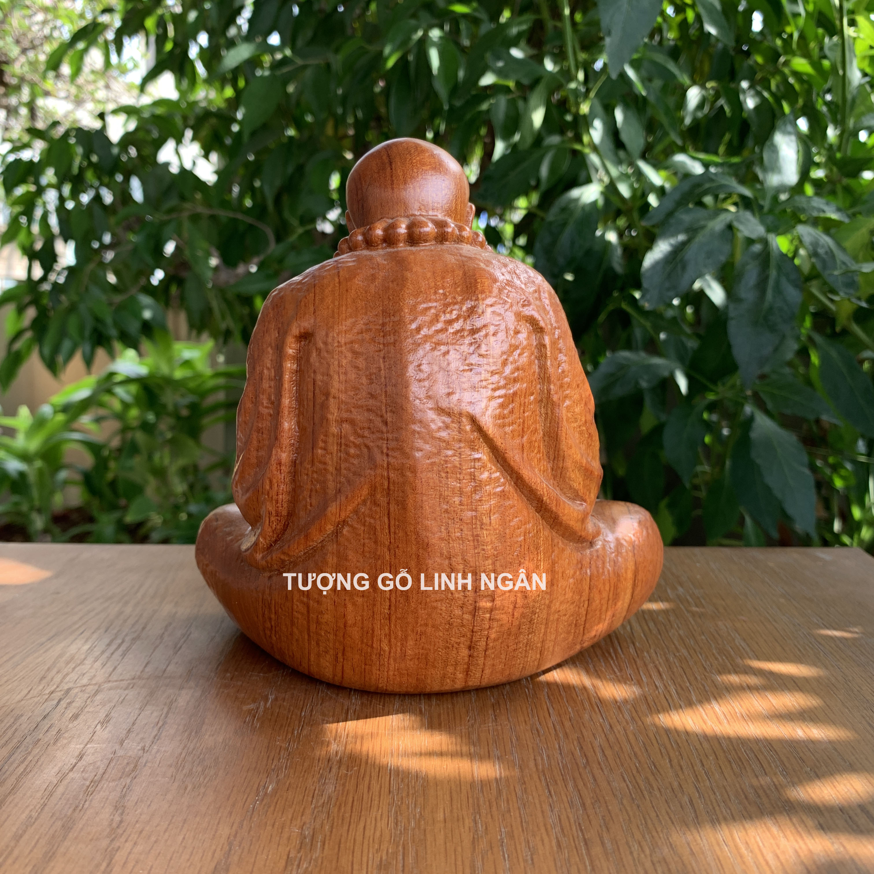 Tượng Đạt ma gỗ hương