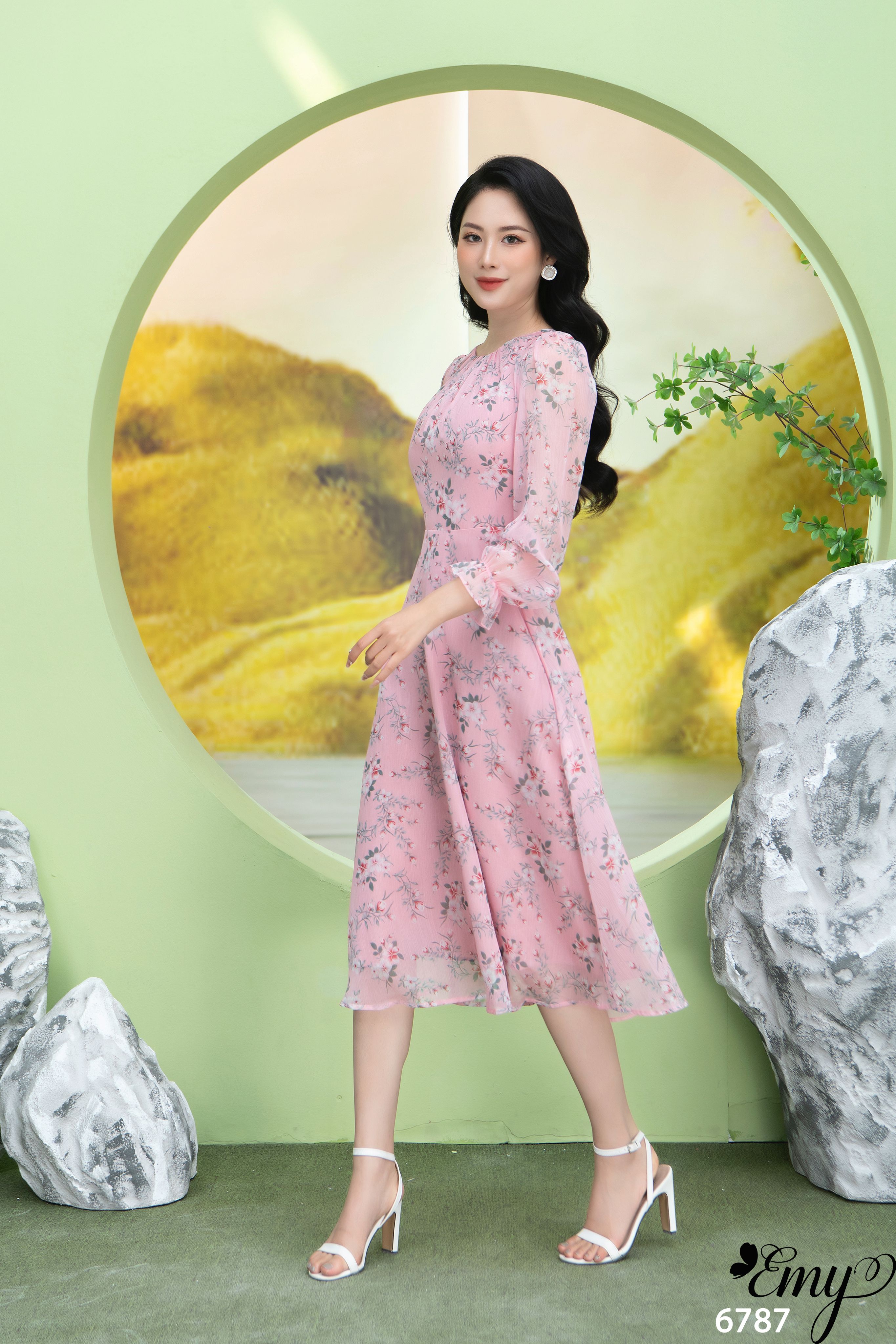 Đầm EMY EM6787 Xoè Midi Dài Tay