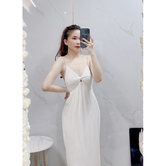 Đầm dập li xoắn ngực
