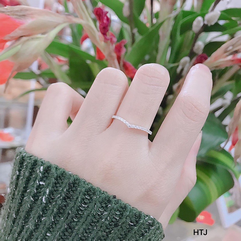 Nhẫn nữ V đá cách điệu chuẩn bạc ta (ảnh thật)