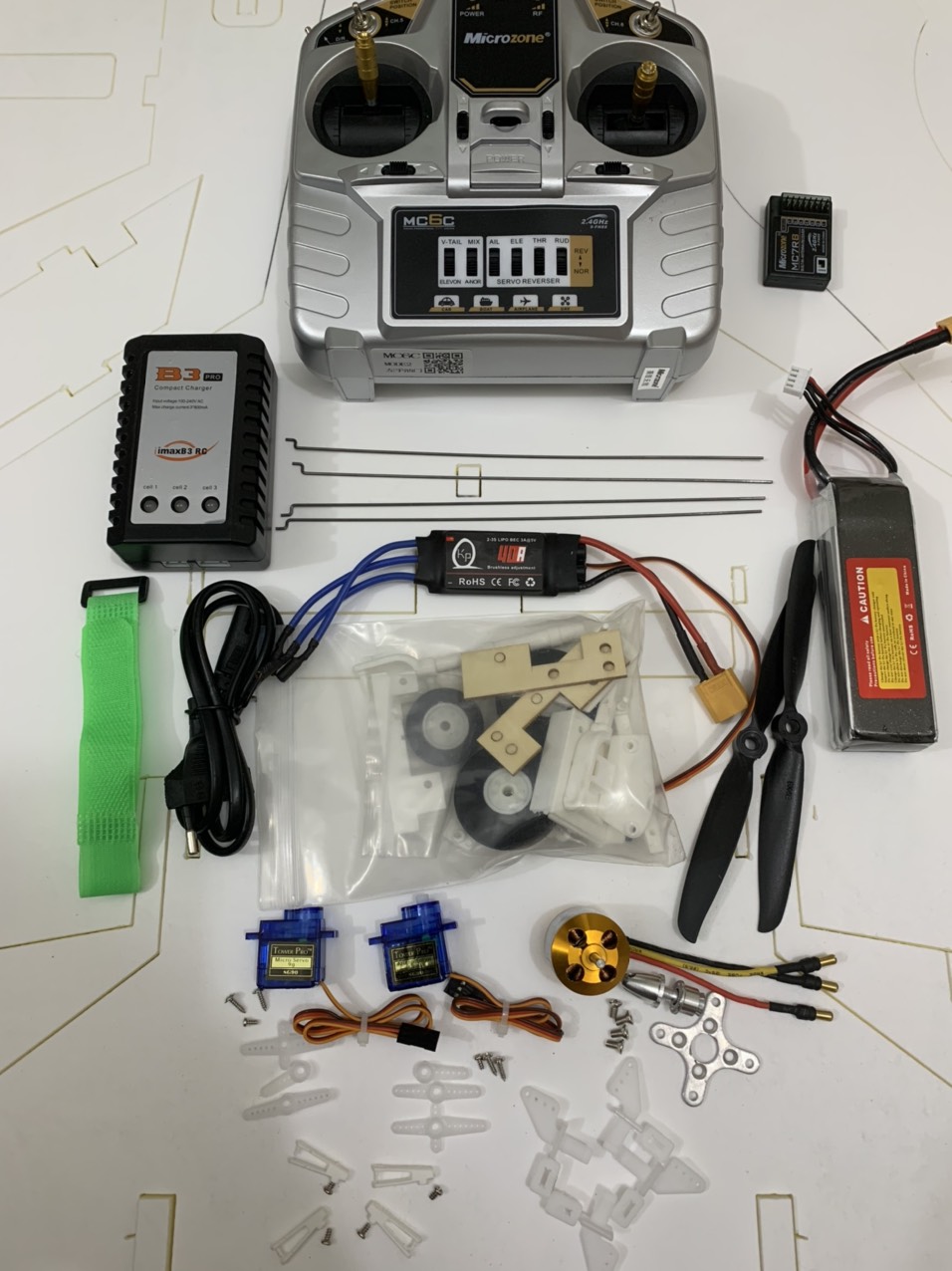 Combo đồ điện chế Su27/F22 dành cho người mới tập chơi