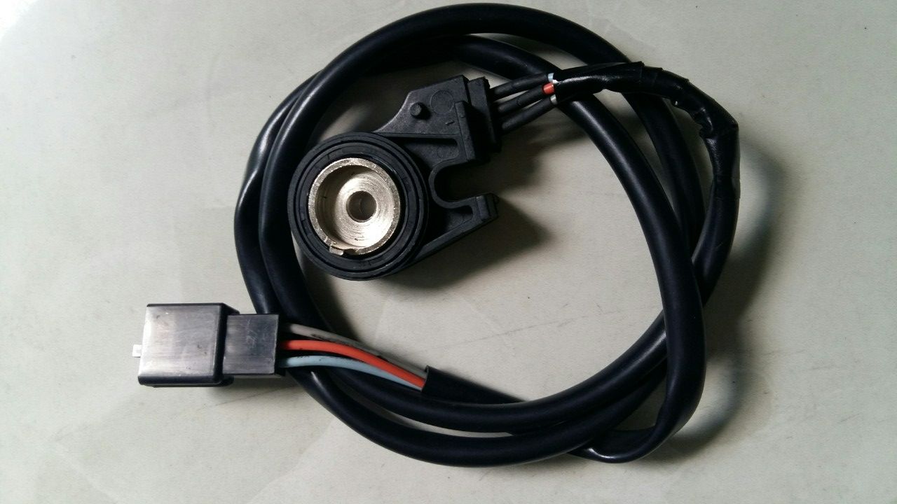 CÔNG TẮC ĐÁ CHỐNG XE TAY GA ELIZABE SYM