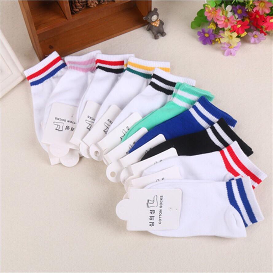 COMBO 03 Đôi Tất Nữ Kẻ Cổ Hàn Quốc Trẻ Trung ( Trộn Màu)