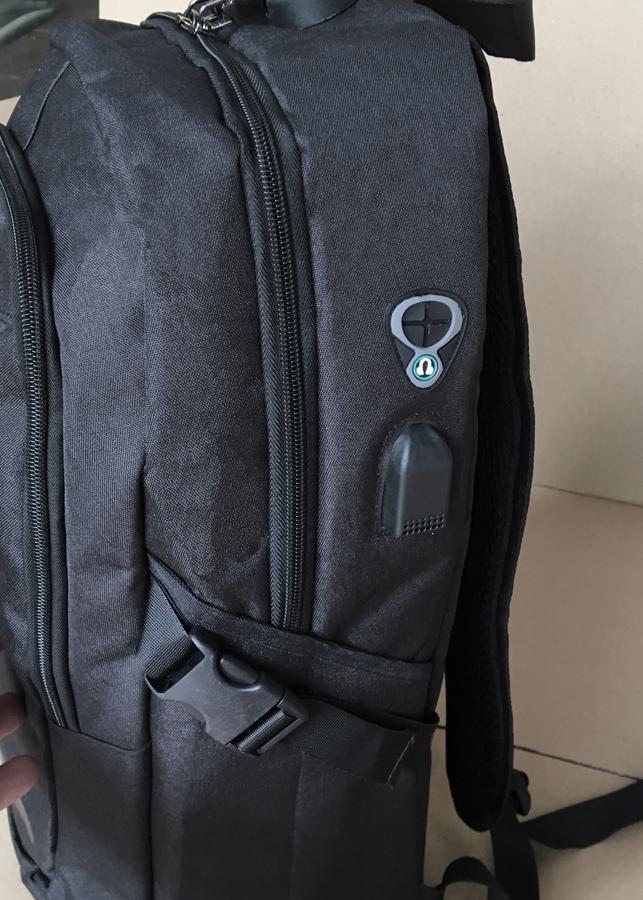 Balo chéo túi đeo Alan Walker Kèm Cổng USB