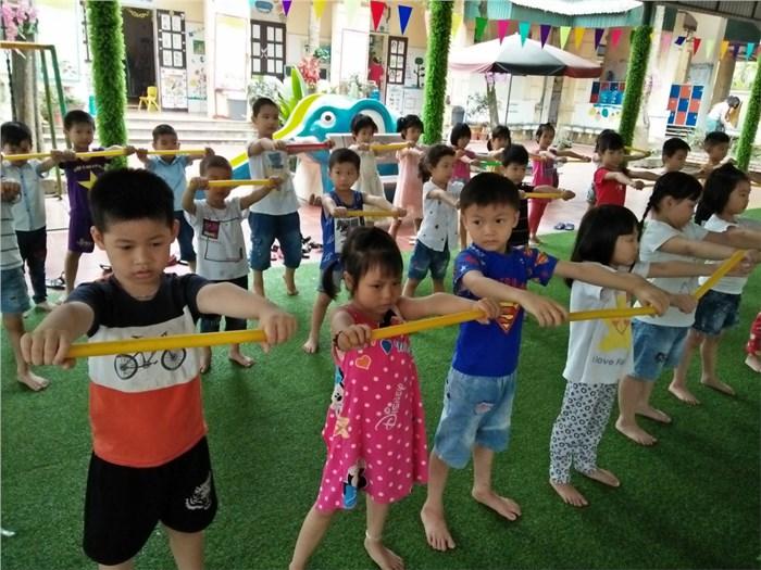 gậy cho cháu cho bé