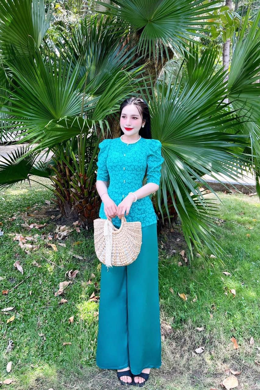 BỘ BÀ BA LỤA GẤM TAY PHỒNG