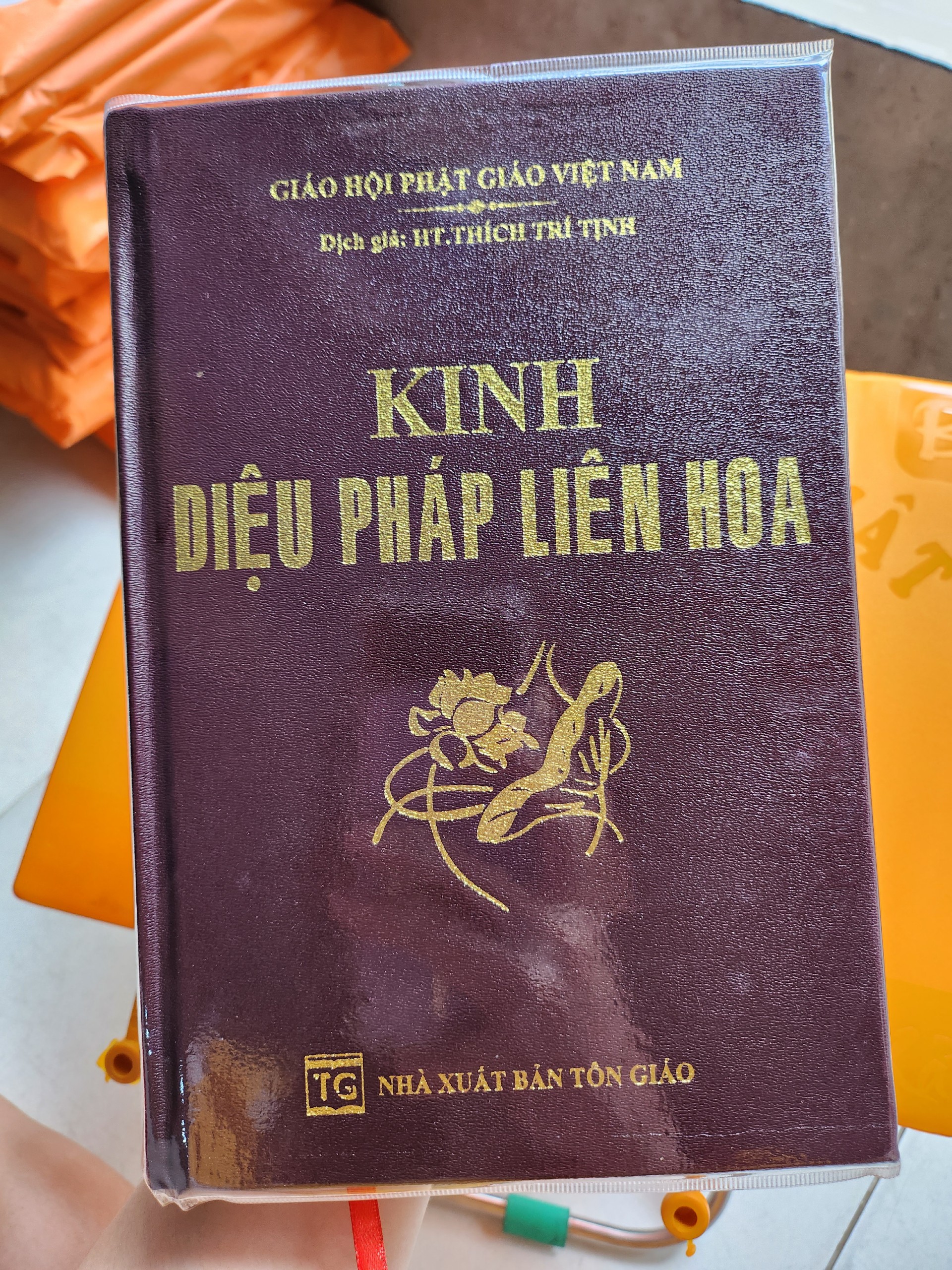 Kinh Diệu Pháp Liên Hoa Bìa Da