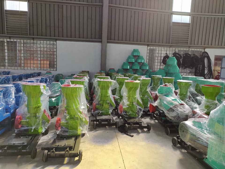 máy ép cám viên trục đứng S200