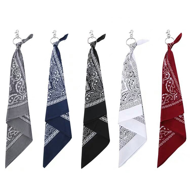 Khăn bandana ( Kèm Móc chain quần Như Hình) với BDN01