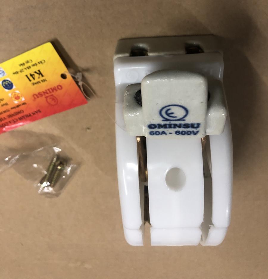 Cầu dao điện cao cấp 2 ngả OMINSU CD 60A-2P-2