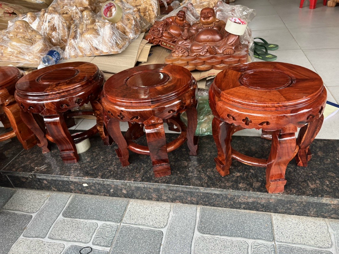 Đôn tròn gỗ hương cao 30cm
