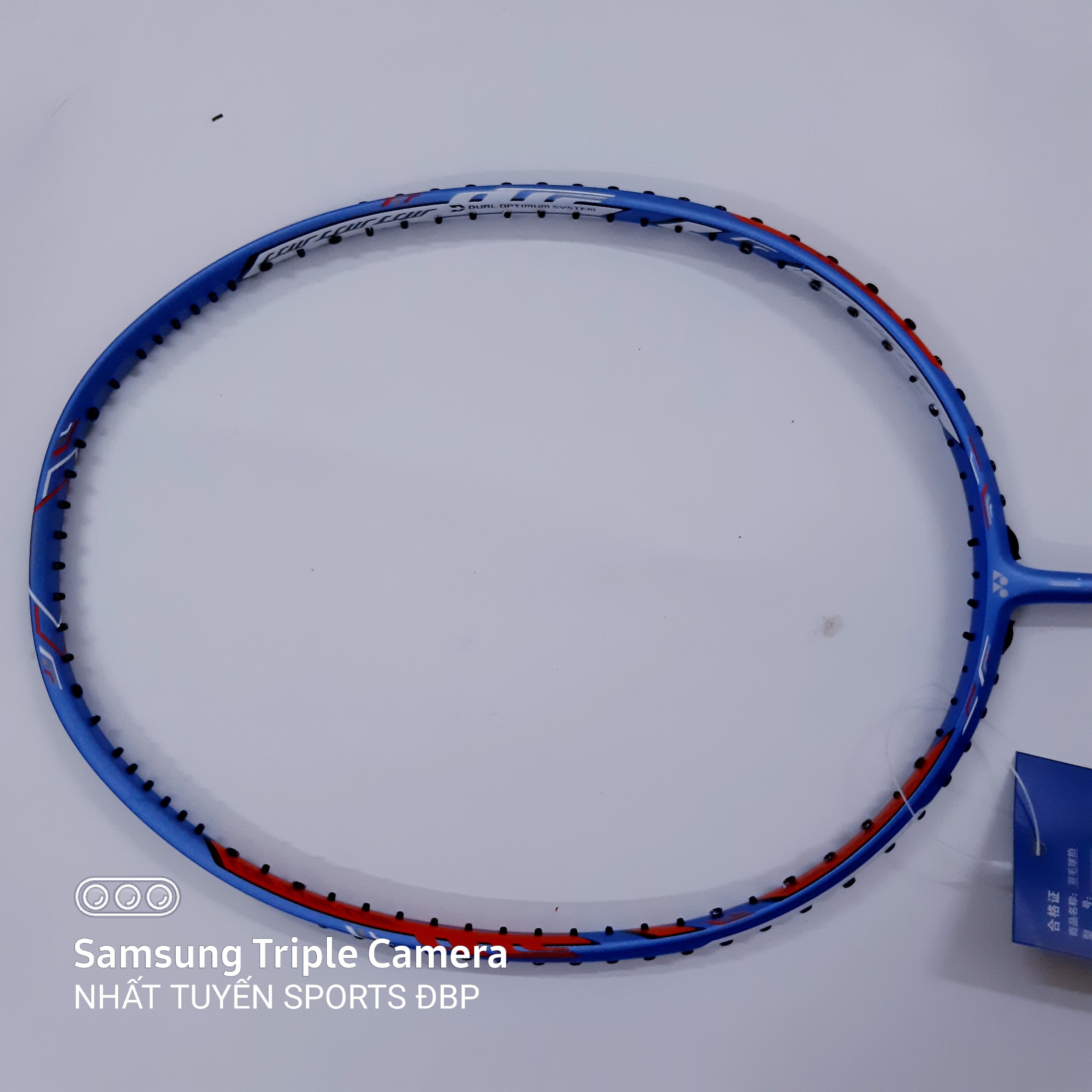 Vợt cầu lông Yonex khung Carbon Loại 1