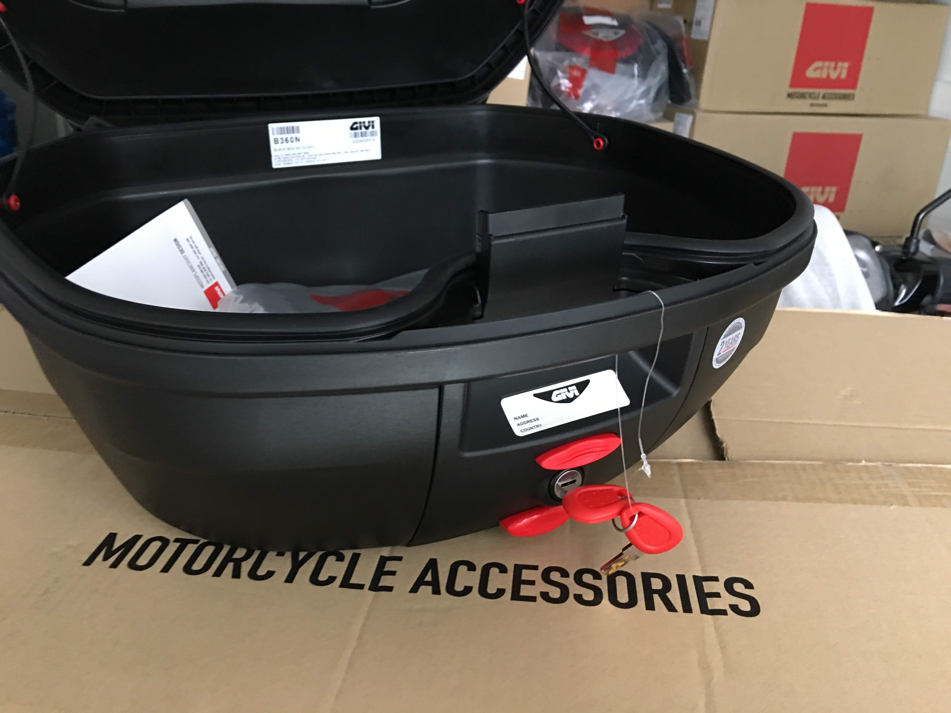 [HCM]Thùng givi B360N 36 lít