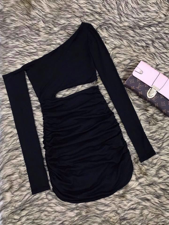 Đầm Tay Dài Khoét Eo Belle Fashion