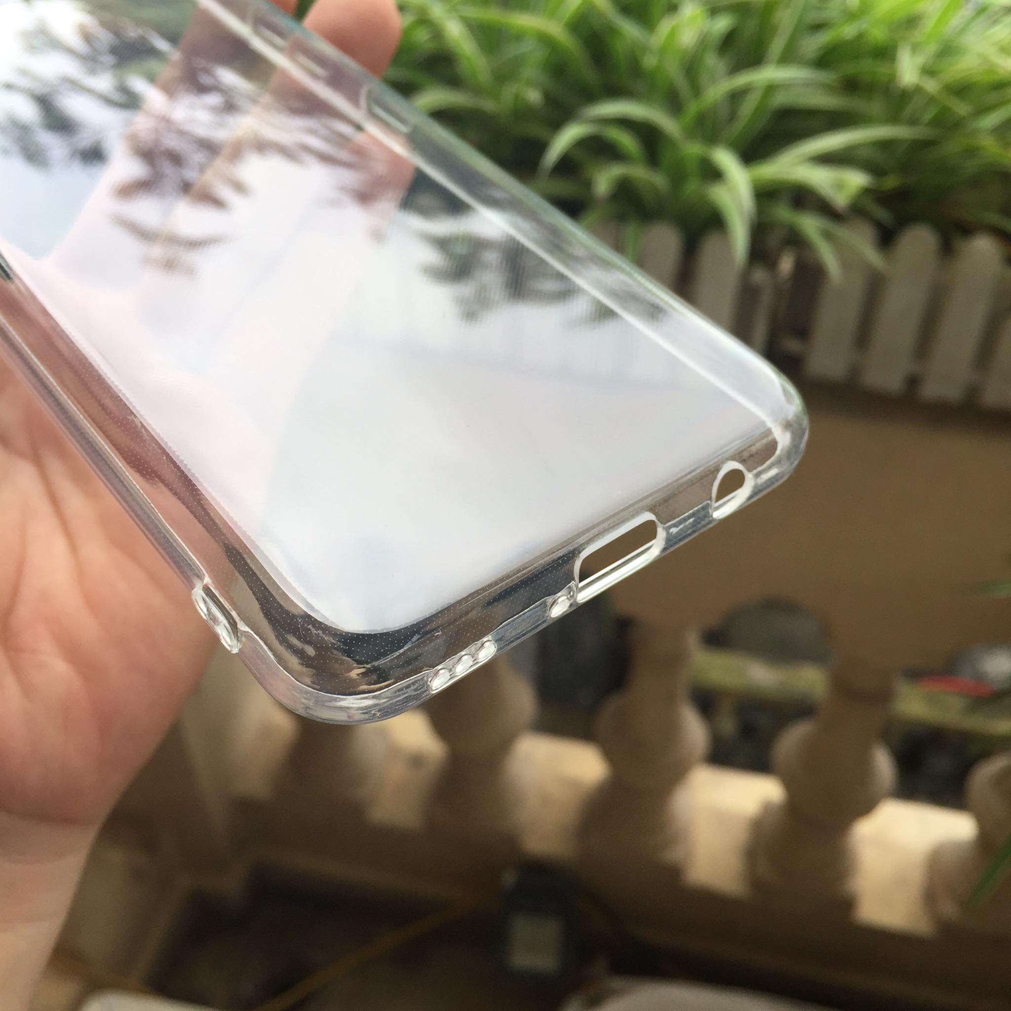 Ốp silicon GOR cho LG V60 Thin Q- Silicon hãng Gor có gờ bảo vệ camera