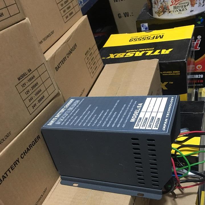 Sạc ắc quy tự ngắt SANYO 24V-200ah