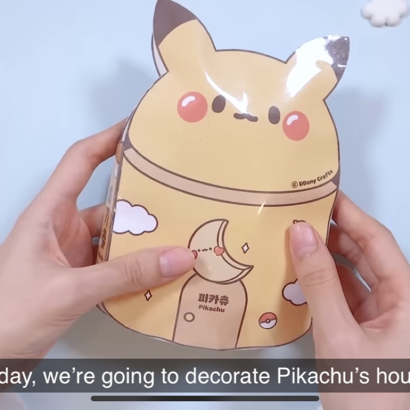 Squishy giấy nhà của Pikachu