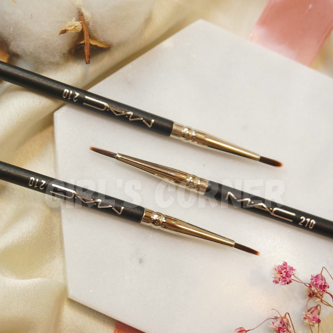 [HCM]Cọ Eyeliner M** 210