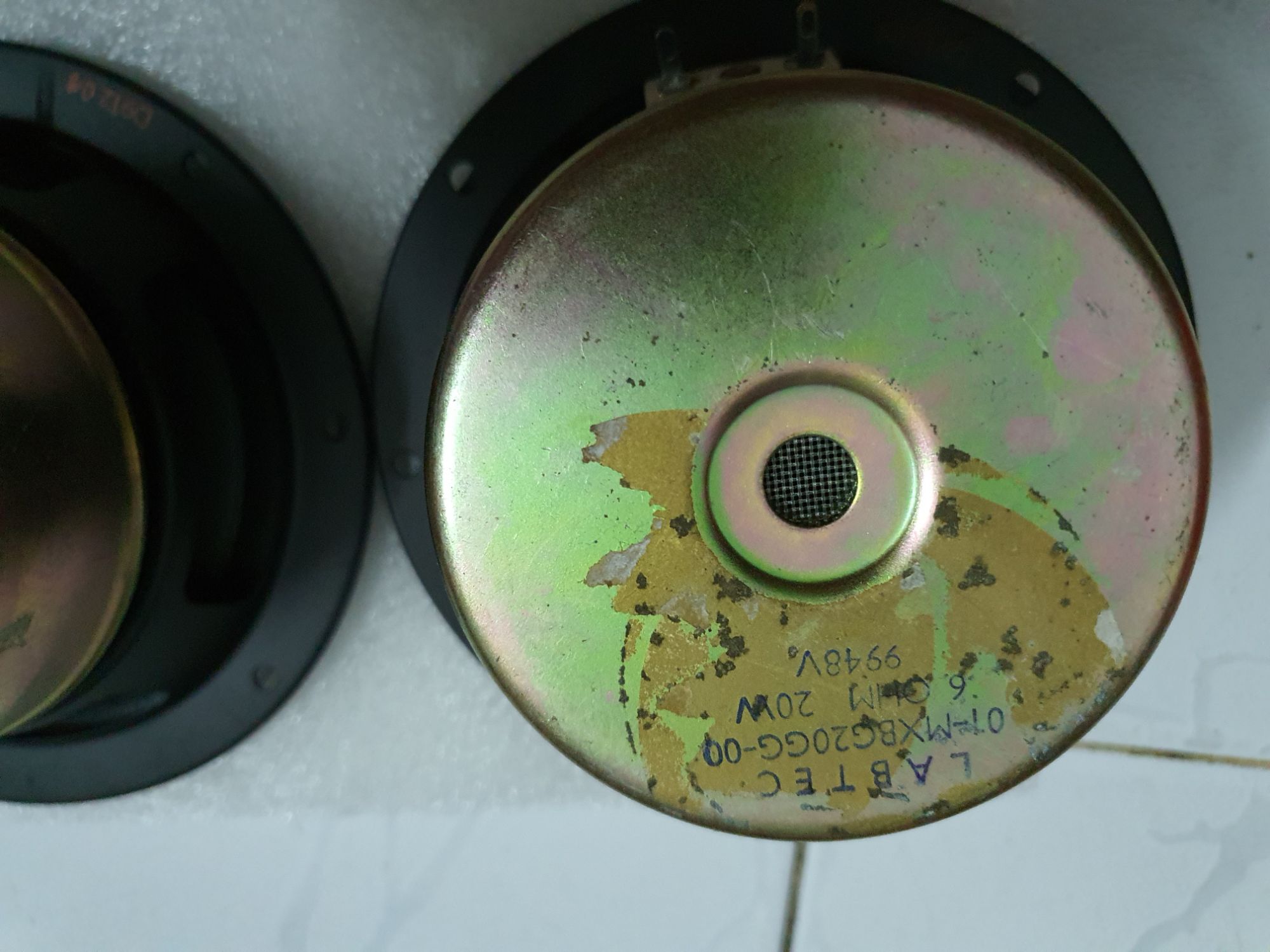 Loa Mỹ LABTEC bass sub 14 cm công suất 20w