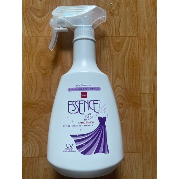 Nước xịt ủi quần áo Esscence thái lan 600ml