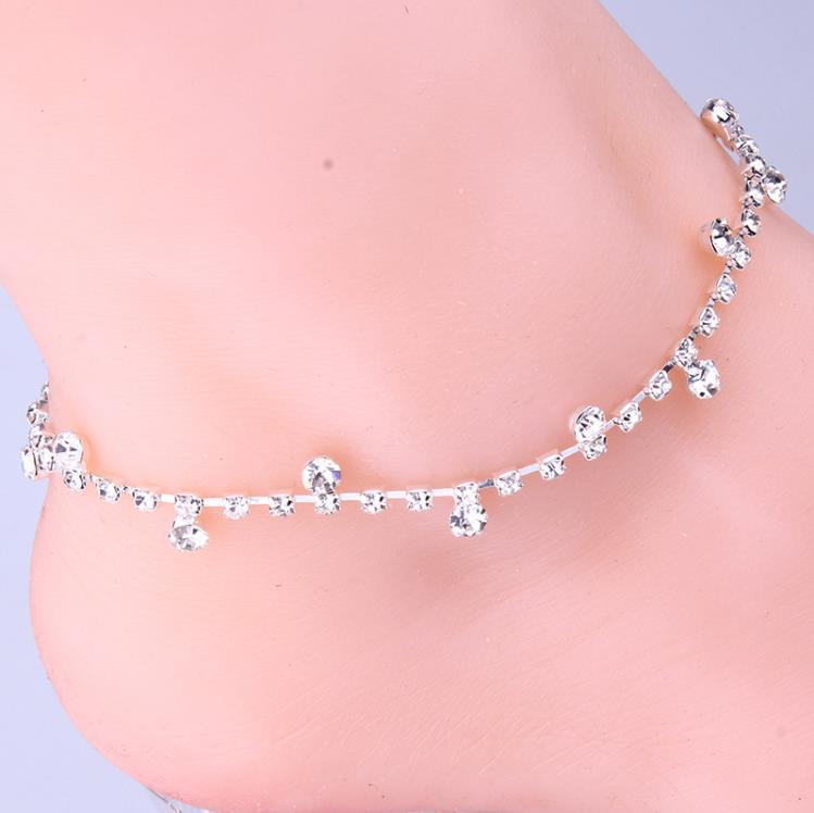 Lắc chân nữ thời trang đính hạt L2051