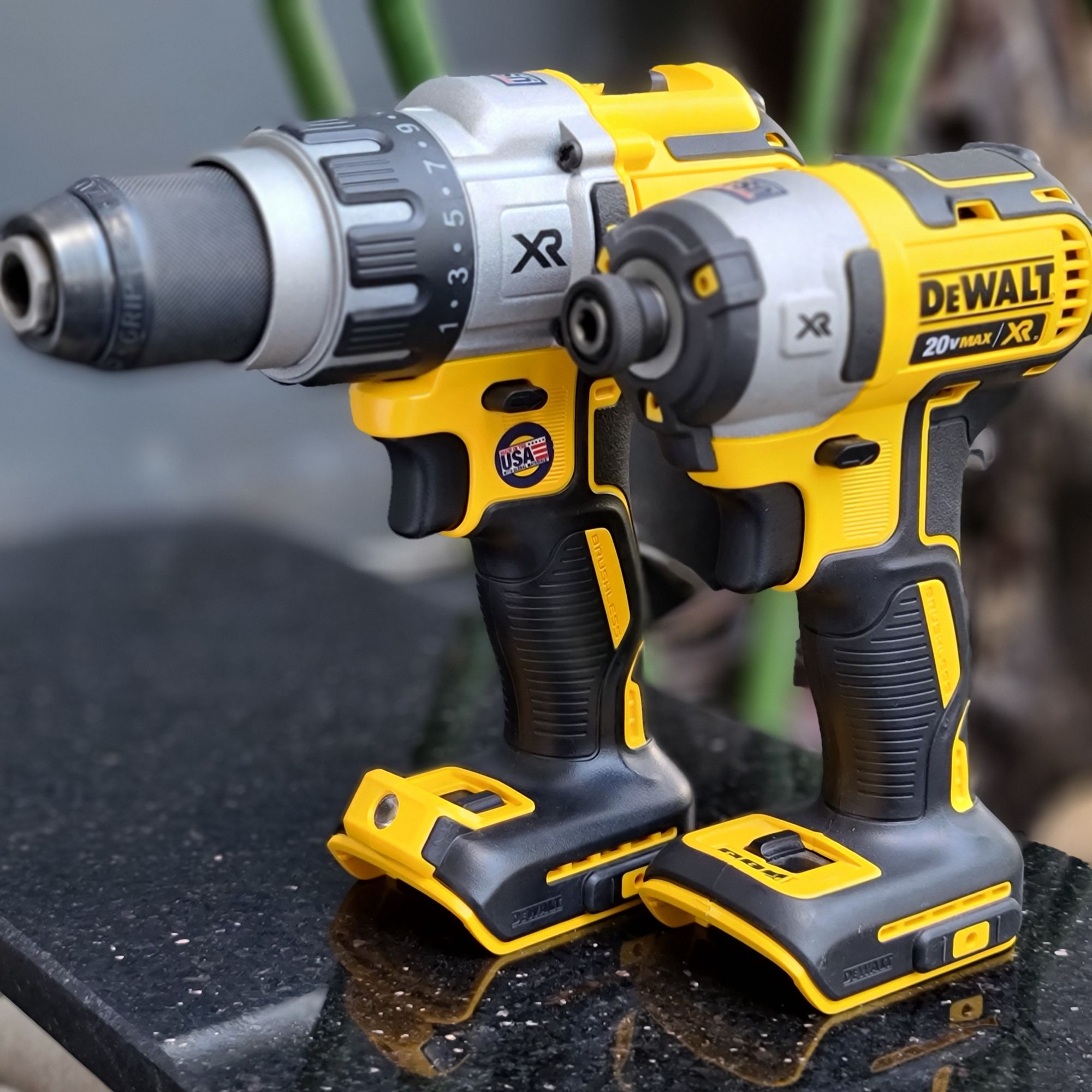 Thân máy khoan dùng pin DeWALT 18V DCD996N-KR
