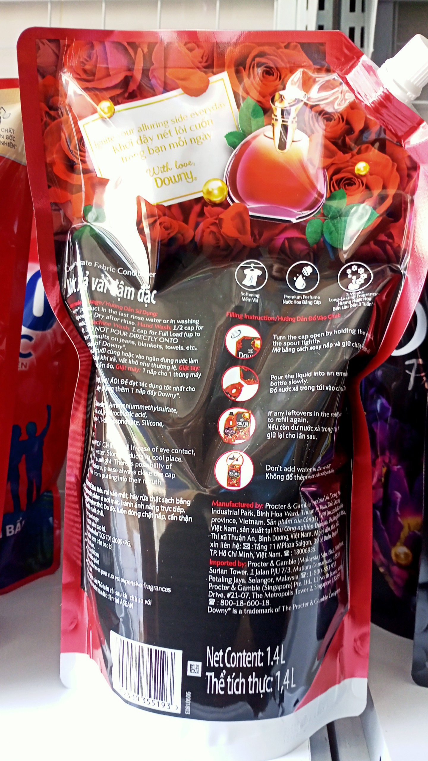 Nước xả vải Downy Đam mê túi 1.4L