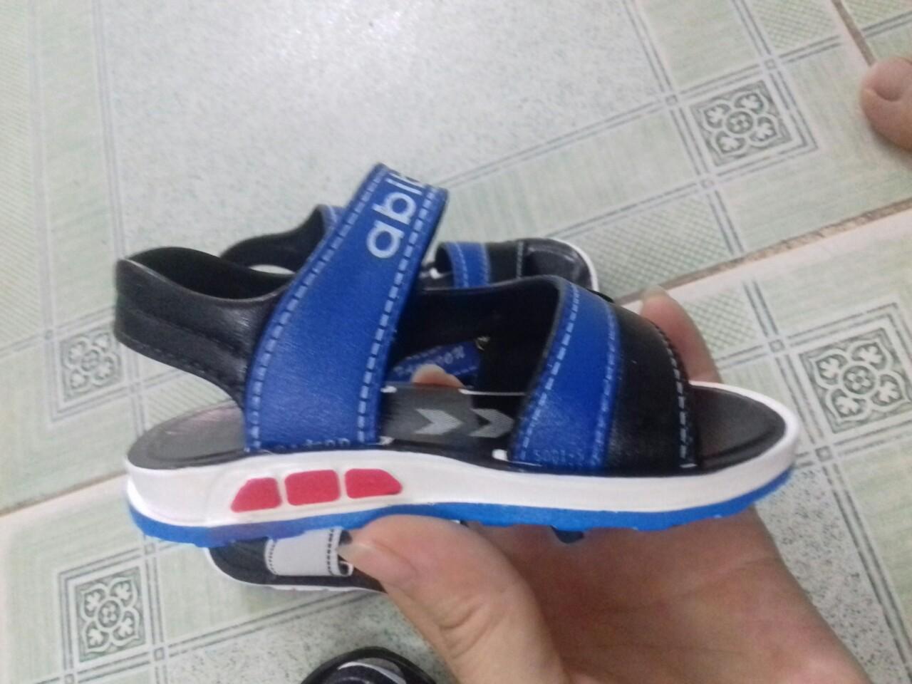 Sandal Giày dép bé trai 65k