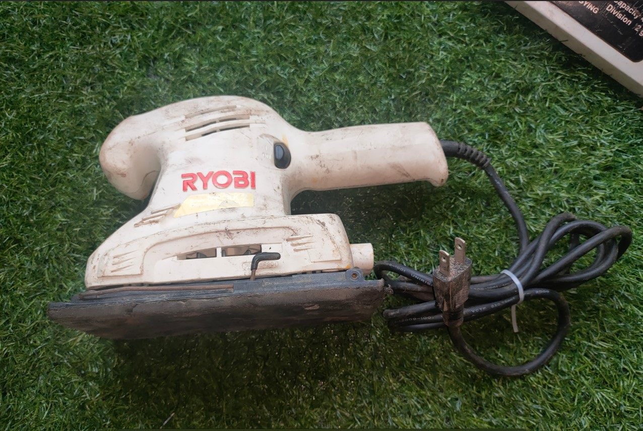 Chà nhám rung RYOBI hàng Nhật bãi