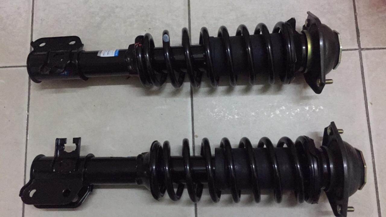 Giảm xóc trước liền cả bộ Suzuki Wagon giá 1 cặp