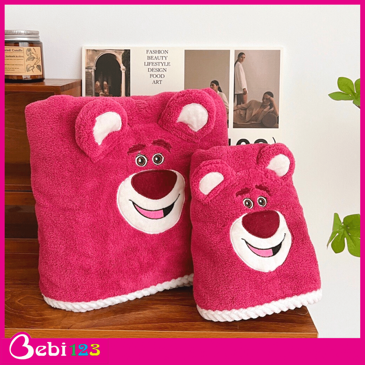 Set 2 khăn tắm Gấu Dâu Lotso siêu cute cho bé