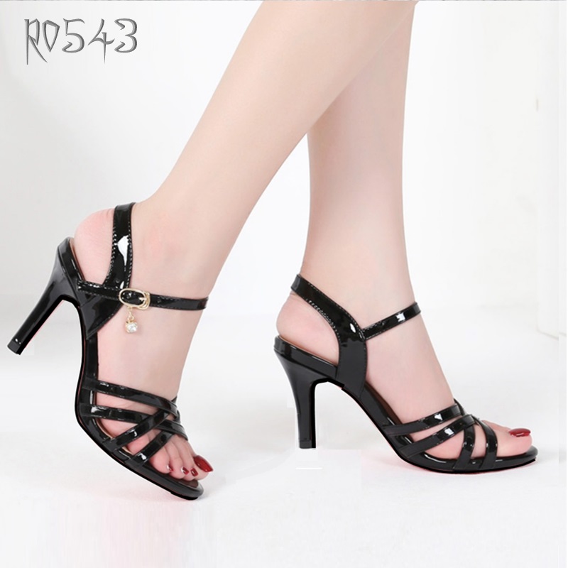 Giày sandal nữ cao gót 7 phân hàng hiệu rosata đẹp hai màu đen xám ro543