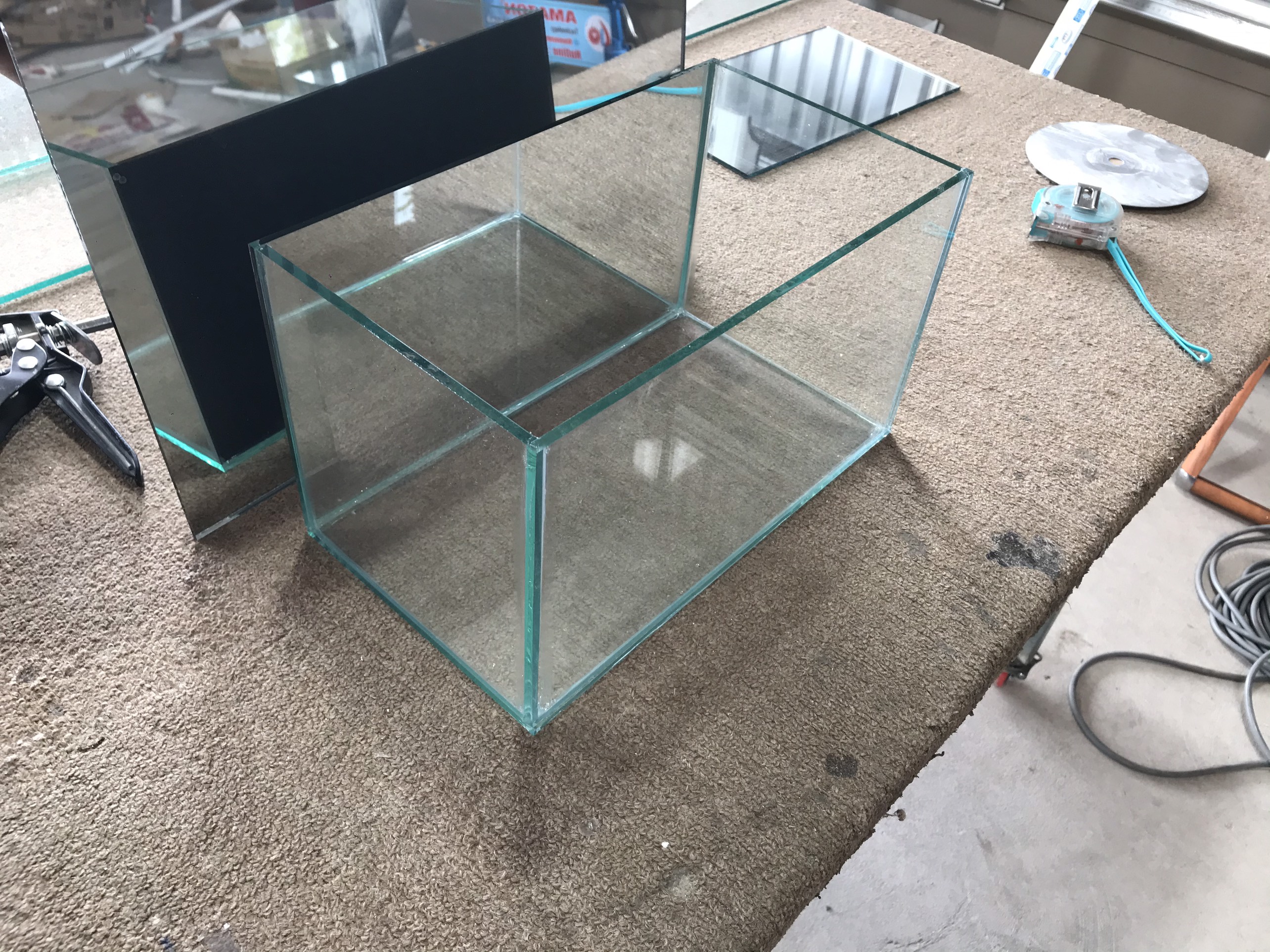bể cá 30x17x17 kính thủy sau lưng 5li