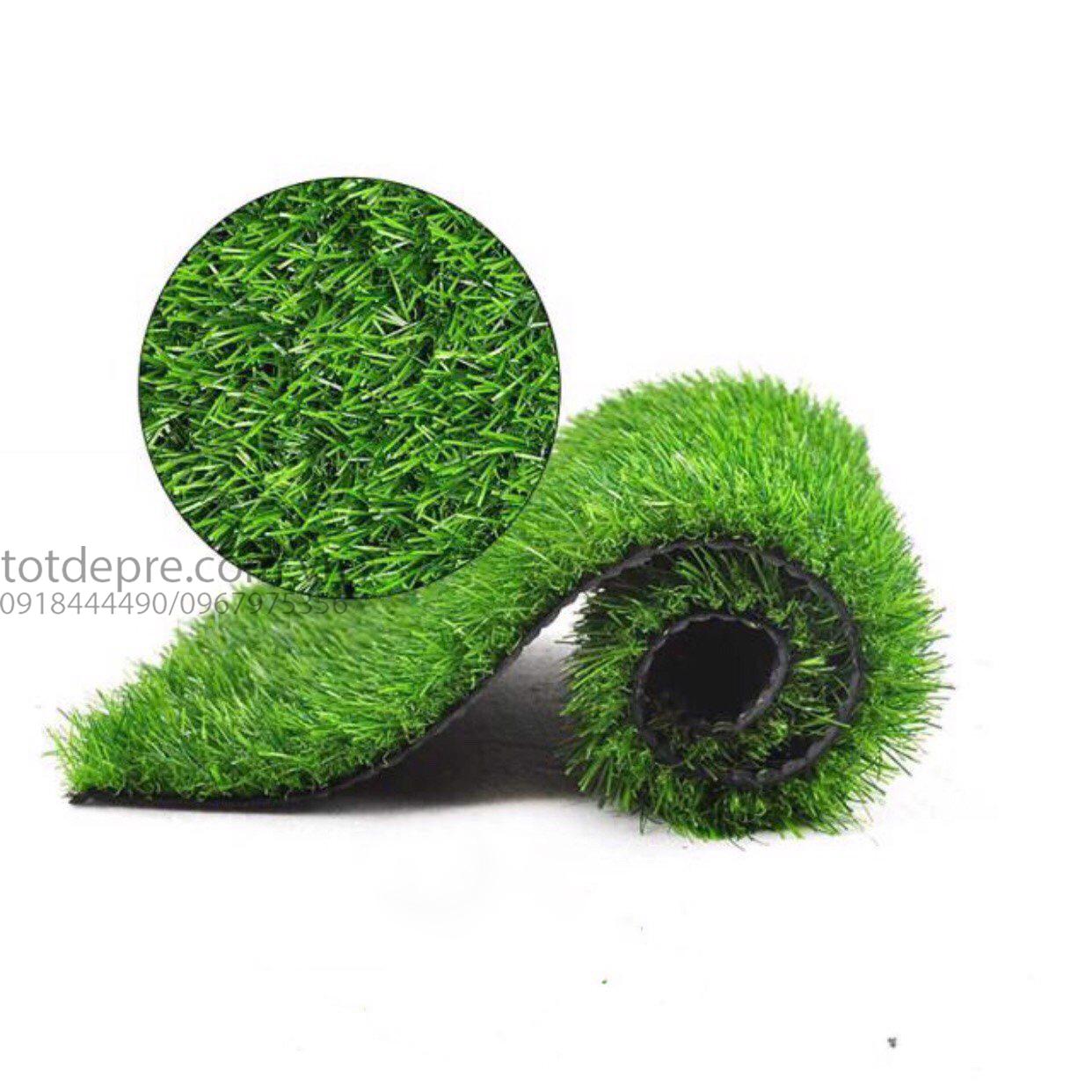 Thảm cỏ nhân tạo ngọn cao 2cm ( 1m x 1m)