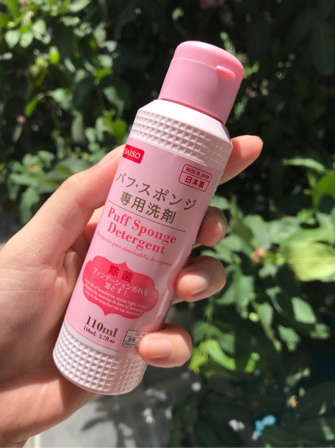 Nước rửa cọ trang điểm, nước giặt mút trang điểm Daiso - 80ml