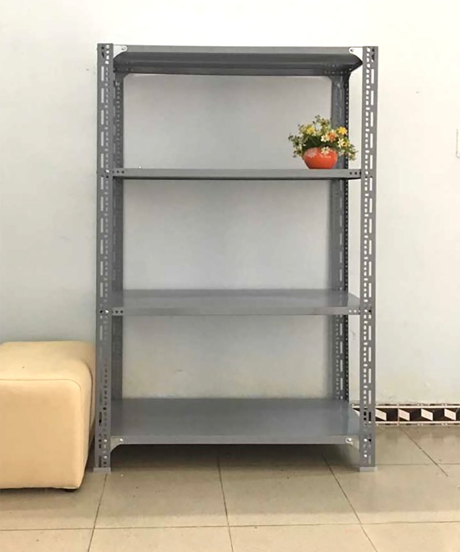 Kệ sắt v lỗ đa năng 4 tầng dài 0,6m x rộng 0,3m x cao 1,5m - Màu Xám