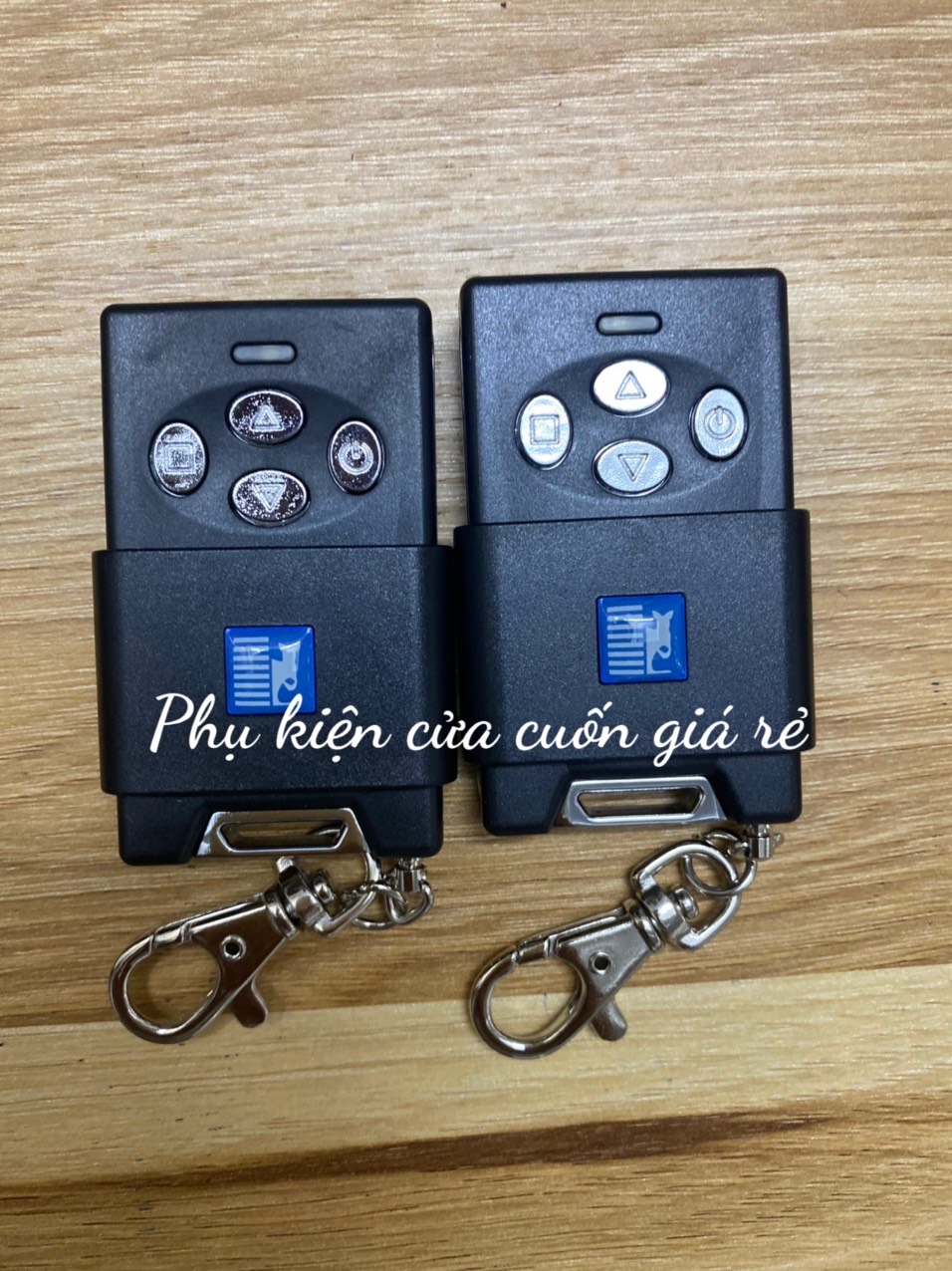 Điều khiển cửa cuốn Austdoor hàng chính hãng
