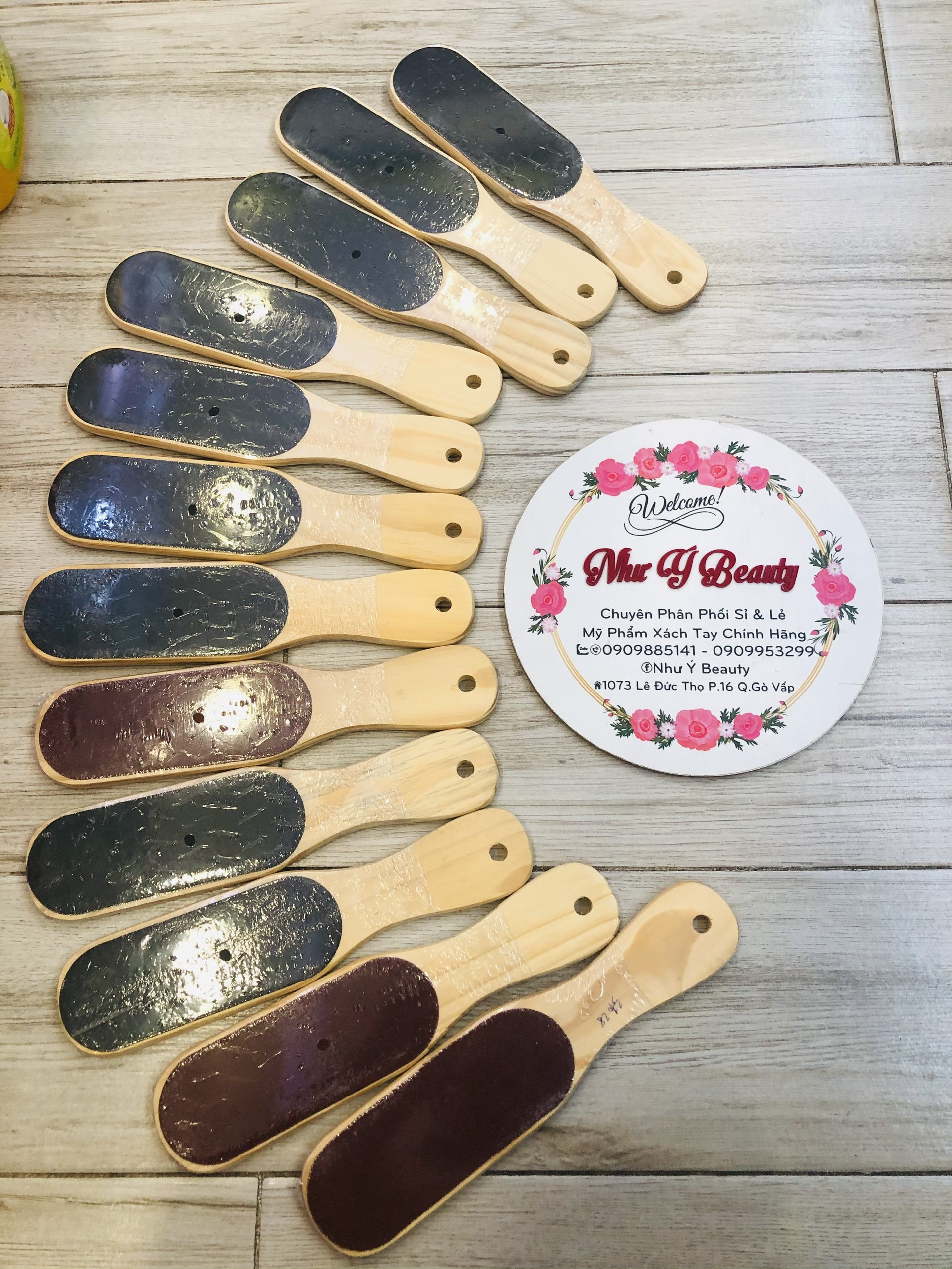 Cây Chà Gót Chân 2 Mặt Cán Gỗ (Chà Khô)